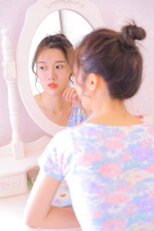 年轻的少妇电影